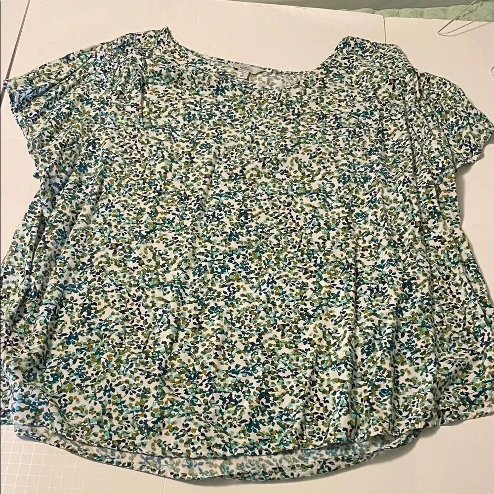 Bundle of 3X tops Dana Buchman Pink Patterned Blouse with Chain Accent and more - Picture 4 of 9